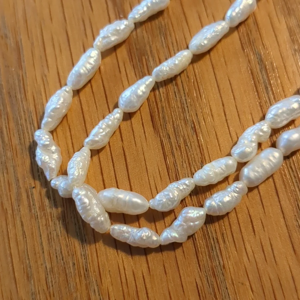 Double-Strand Freshwater Pearl Bracelet - Picture 3 of 5